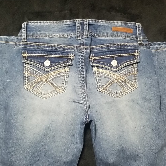 Wallflower jeans BNWOT - Picture 4 of 6